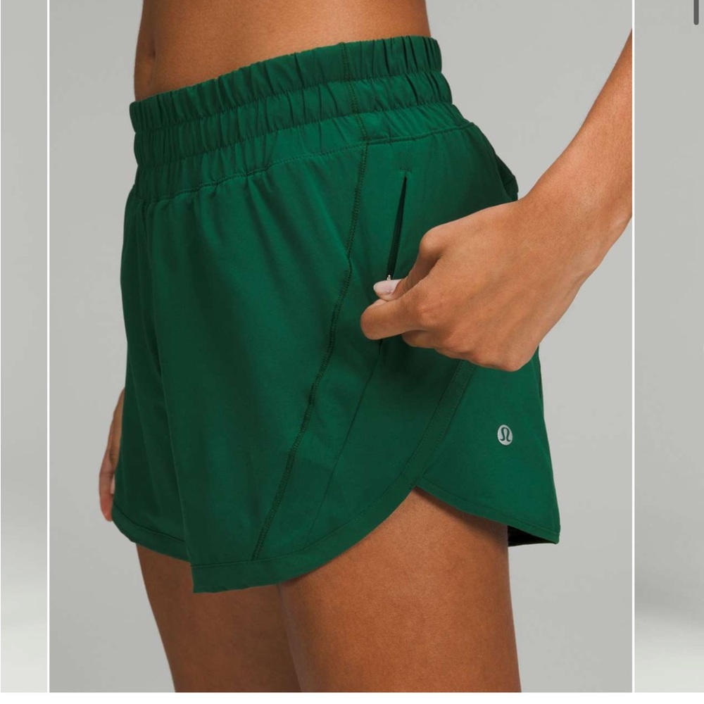 Lululemon short size 4